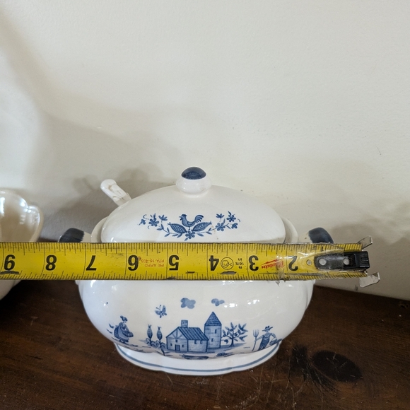Vintage Delft Ceramic Soup Tureen Lid & Ladle Farm Country Design Kitchen Decor - Picture 12 of 13